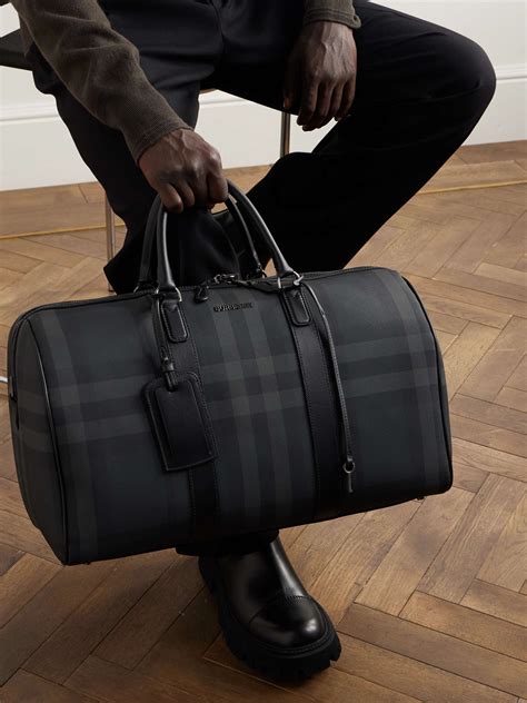 burberry shaving bag|burberry duffle bag men's.